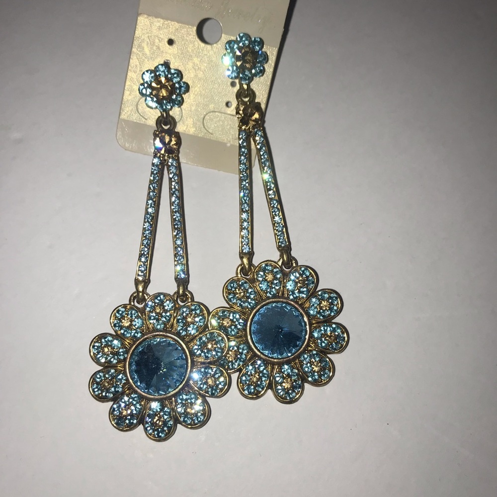 Baby blue flower drop earrings